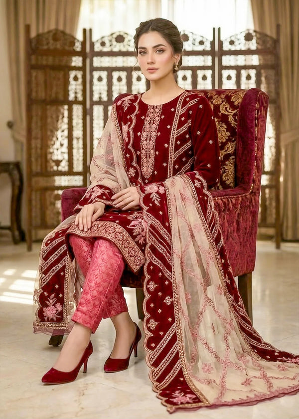 Husn Maroon Velvet Embroidered Set