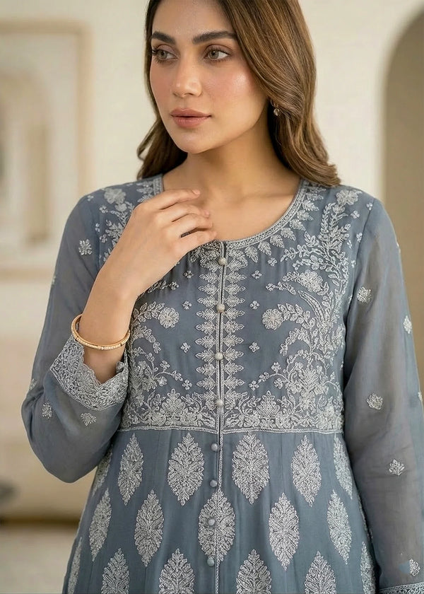 Noor-e-Silver – Light Grey Luxury Embroidered Chiffon 3PC pishwas Set