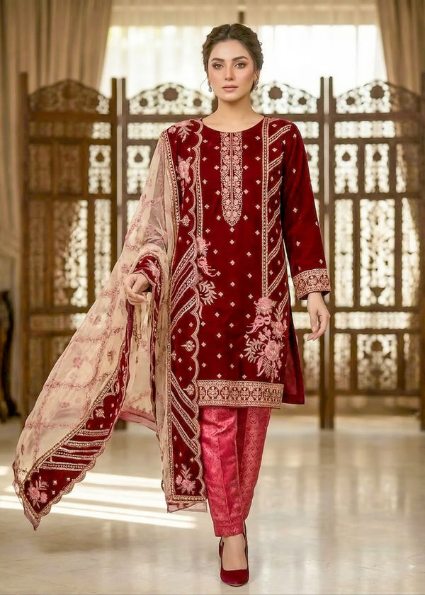 Husn Maroon Velvet Embroidered Set