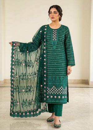 Emerald Grace – Dark Green Premium Embroidered Linen 3PC Suit with Chiffon Dupatta