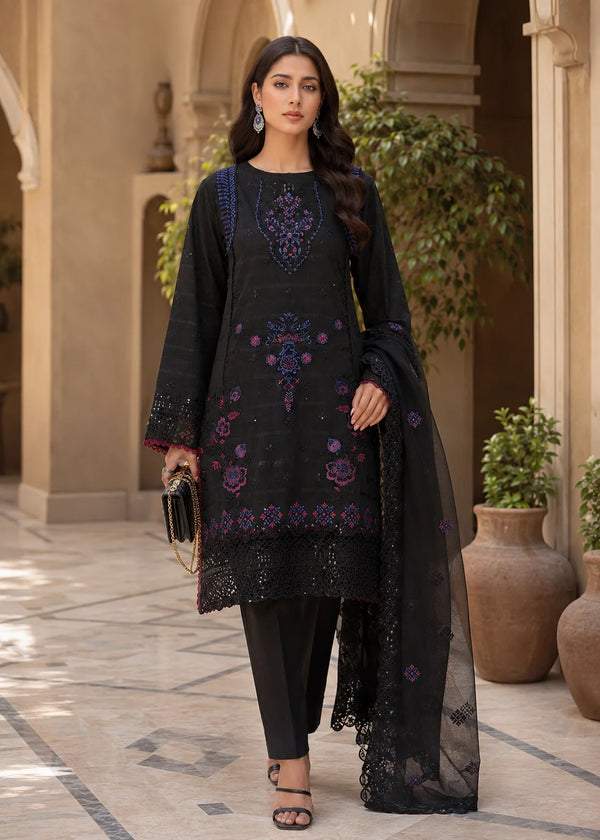 Black Embroidered Kurta Set with Cutwork & Chiffon Dupatta