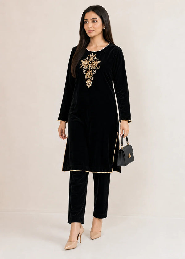 Classic Black – Handmade Premium Velvet Set