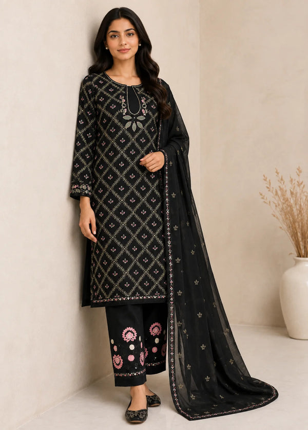 Noor-e-Siyah – Fully Embroidered 3PC Kurta